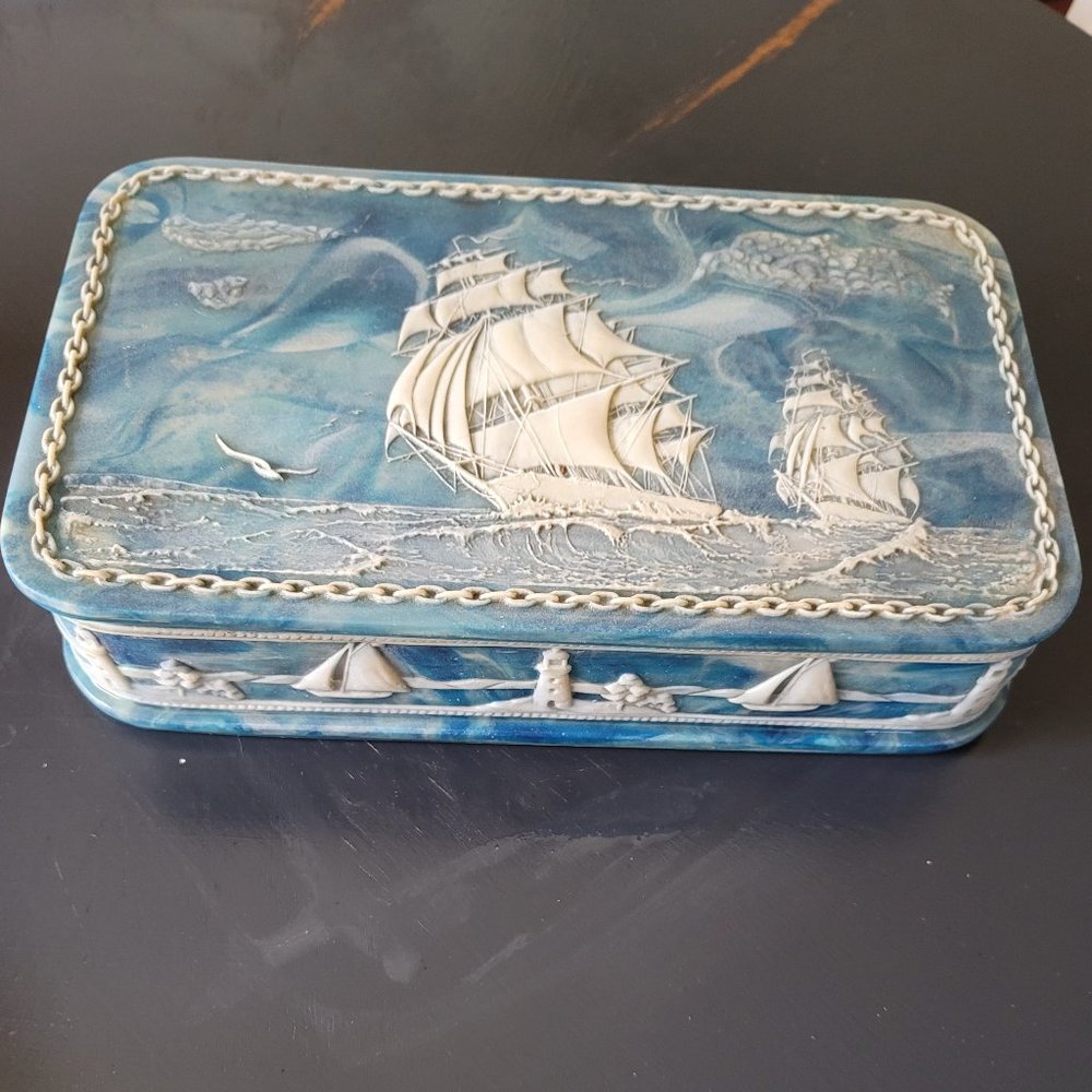 Vintage Exquisitely Chisholm Box